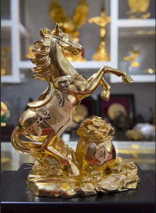 Tượng ngựa tài lộc mẫu 11