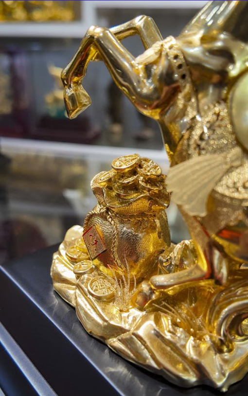 Tượng ngựa tài lộc mẫu 11