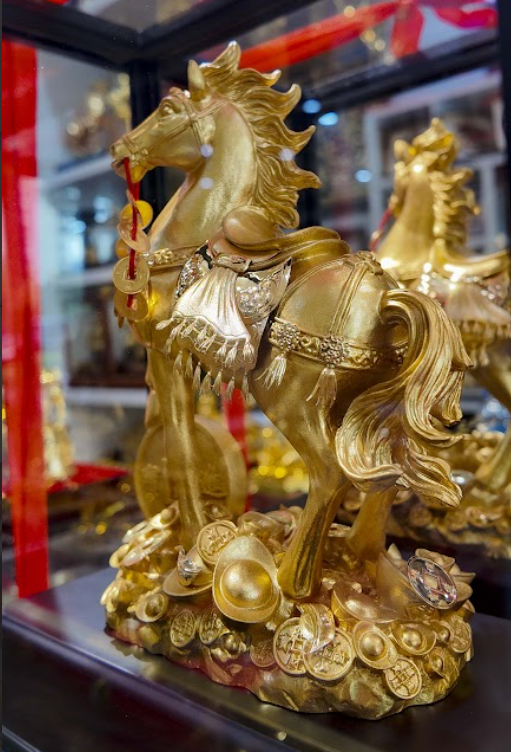 Tượng ngựa tài lộc mẫu 12