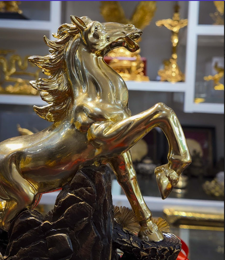 Tượng ngựa tài lộc mẫu 13