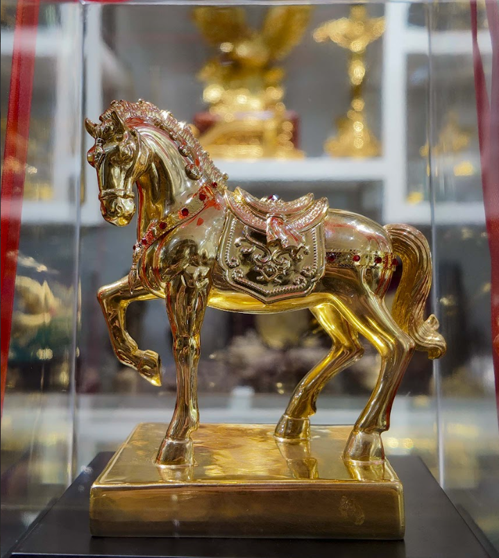 Tượng ngựa tài lộc mẫu 3