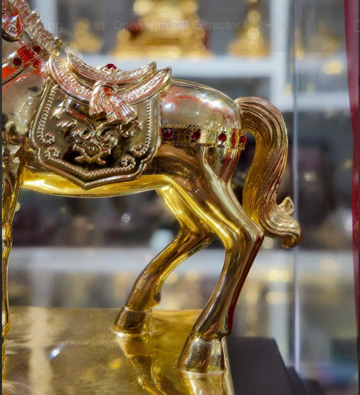 Tượng ngựa tài lộc mẫu 3