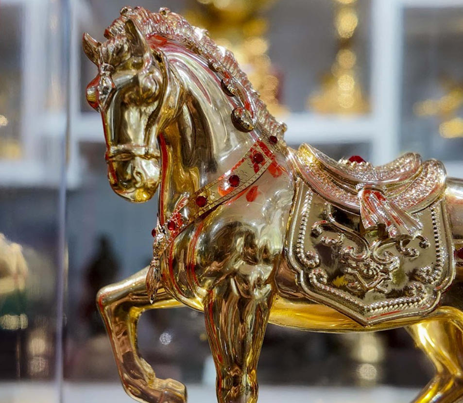Tượng ngựa tài lộc mẫu 3