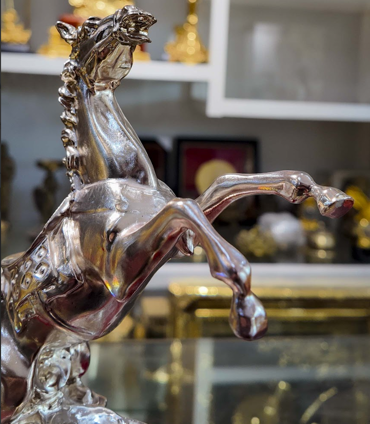 Tượng ngựa tài lộc mẫu 7