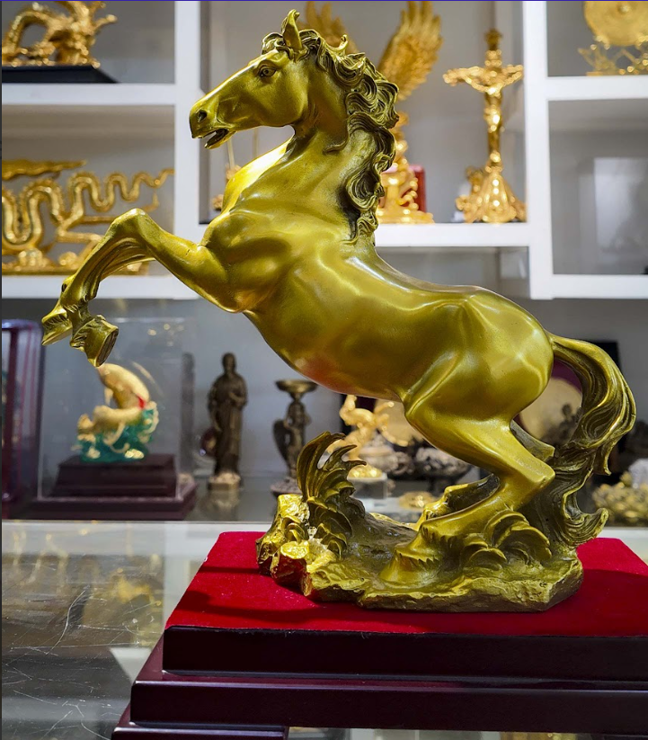 Tượng ngựa tài lộc mẫu 9