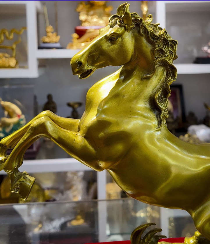 Tượng ngựa tài lộc mẫu 9