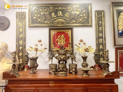Hướng Dẫn Bài Trí Đồ Thờ Bằng Đồng Trên Bàn Thờ Gia Tiên Đúng Chuẩn