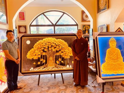 Tranh Vàng Đức Phật Ngồi Dưới Gốc Cây Bồ Đề Vàng 24K – Tri Ân Ngày Phật Đản Cùng King Gold Art – Đồ Đồng Việt