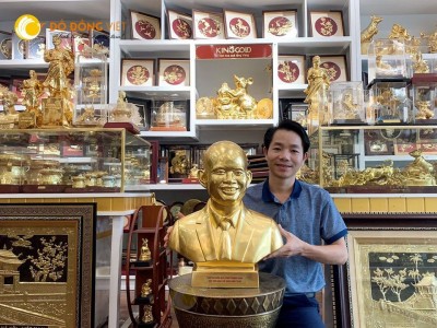 Tượng Chân Dung Mạ Vàng Doanh Nhân Phạm Thành Long – Quà Tặng Độc Đáo Tôn Vinh Thành Công