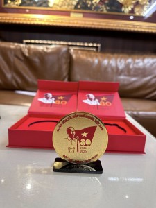 Đồng xu vàng A80 đặc biệt chào mừng Quốc khánh 2/9 