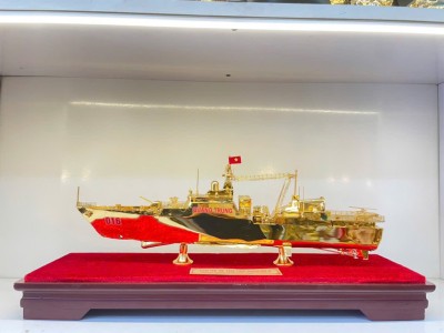 Biểu trưng mô hình mạ vàng các đơn vị quân sự – Quà tặng vinh danh đầy ý nghĩa nhân dịp 2/9