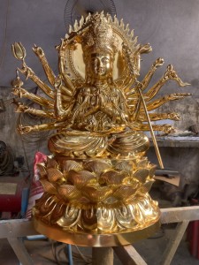Hoàn Thiện Dát Vàng Tượng Phật Mẫu Chuẩn Đề | King Gold Art