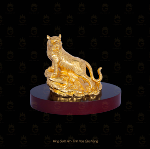 Tượng Hổ Vàng quyền uy