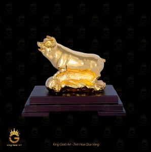 Tượng Heo Vàng – Biểu Tượng May Mắn Của Quý Linh Tuổi Hợi, Quà Tặng Vàng Đầy Ý Nghĩa Và Sang Trọng
