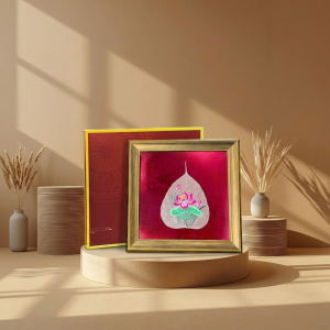 Tranh lá bồ đề thêu hoa sen thủ công cao cấp King Gold Art