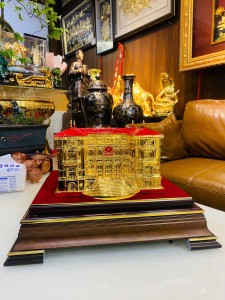 Mô Hình Lăng Chủ Tịch Mạ Vàng Cao Cấp