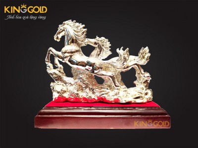 Tượng Ngựa Mạ Bạc – Biểu Tượng May Mắn và Thành Công