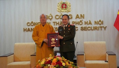 King Gold Art Tự Hào Được Ban Trị Sự GHPGVN TP. Hà Nội Lựa Chọn Quà Tặng Ý Nghĩa Dành Tặng Thiếu Tướng Nguyễn Thanh Tùng Nhân Dịp Nhậm Chức Mới