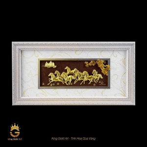 Tranh Ngựa vàng: Quà tặng doanh nghiệp ý nghĩa