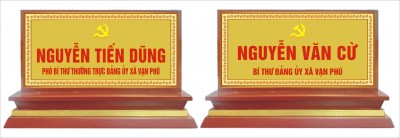 Biển Chức Danh Bí Thư Xã, Chủ Tịch Xã – Món Quà Tặng Trang Trọng Dành Cho Lãnh Đạo Mới Nhậm Chức