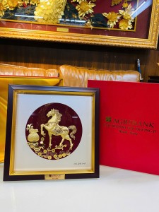 Tranh vàng quà tặng doanh nghiệp: Khẳng định vị thế cùng Agribank Chi nhánh Hải Dương II